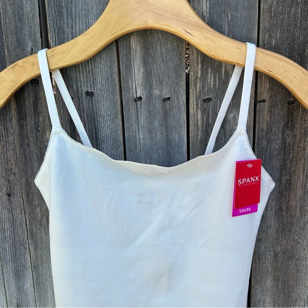 NWT Spanx In and Out Cami Camisole Powder M - Picture 5 of 15
